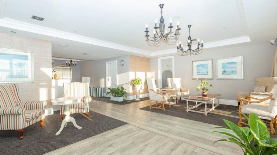 1 Bedroom Property for Sale in Mouille Point Western Cape